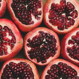 Pomegranate & currant fragrance oil 100g